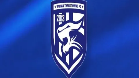 弗罗因德前瞻：三冠王梦仍遥远，聚焦于帕续约谈判中